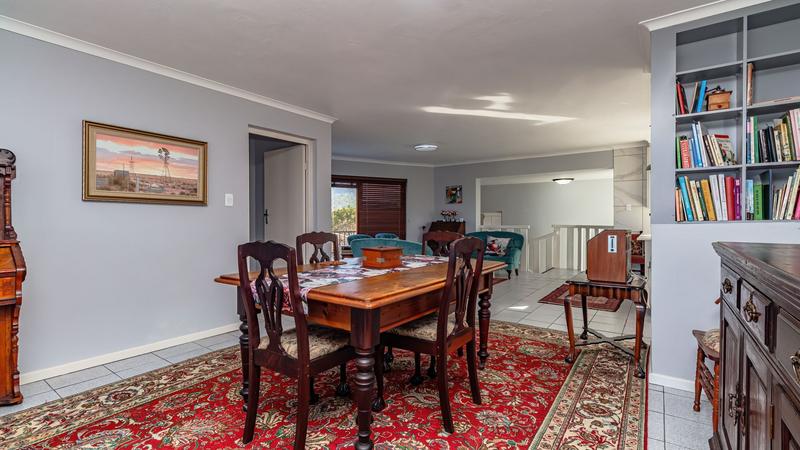5 Bedroom Property for Sale in Hersham Western Cape